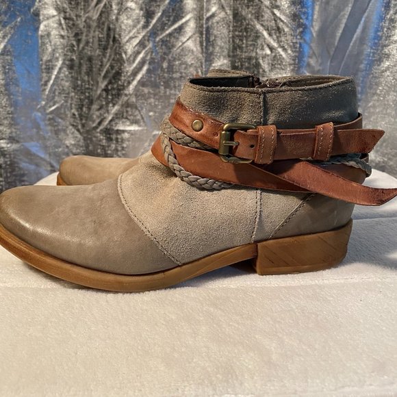 MIZ MOOZ "DANITA" LEATHER & SUEDE BOOTIES (SZ 36) - Picture 2 of 11